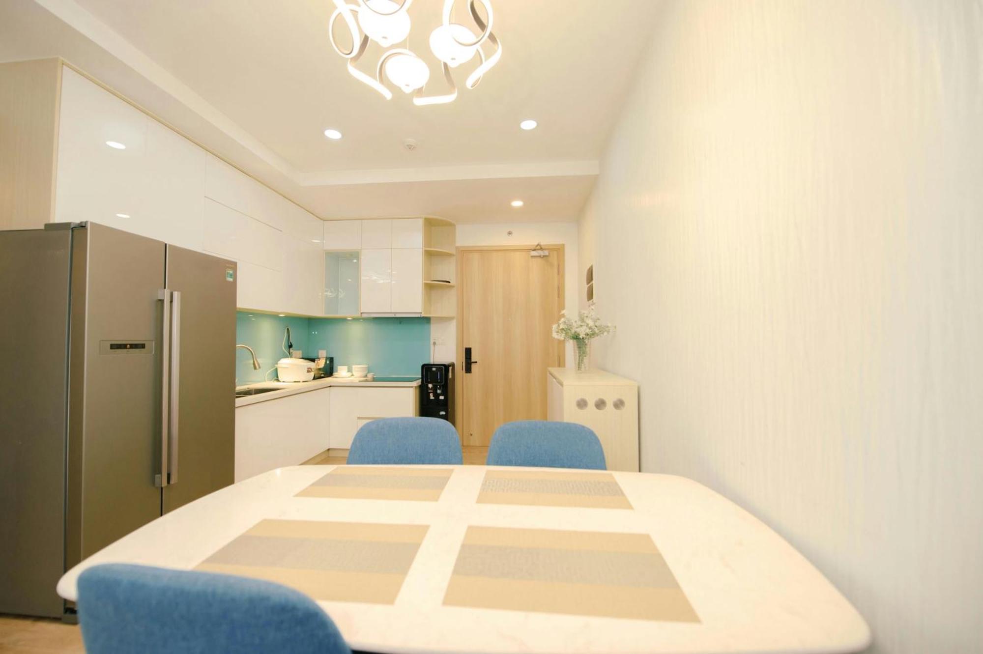 Emerald Celadon 2pn 2wc - Gan San Bay & Aeon Mall - Free Ho Boi, Bbq Căn hộ TP. Hồ Chí Minh